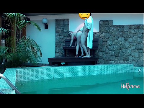 ❤️ Le patron invite la femme de chambre à la piscine, mais n'a pas pu résister à une chaude ❤ Porno dur at porn fr.sexonfire.ru ☑